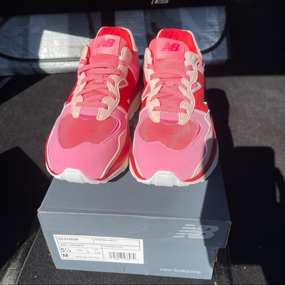 New Balance 57/40 - Picture 2 of 8